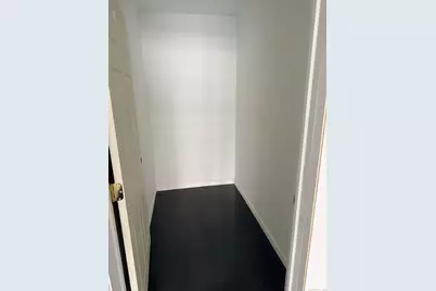 1313 Whalley Avenue, New Haven, CT 06515 - Photo 5