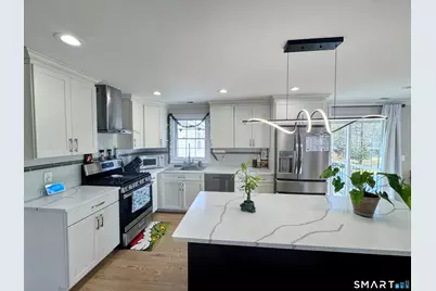 3 Vine Street, Naugatuck, CT 06770 - Photo 3