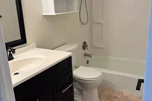 11 King Arthur Dr, East Lyme, CT 06357 - Photo 15