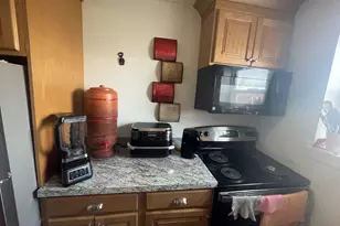 24 Merrill St, Hartford, CT 06106 - Photo 3