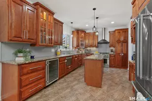 193 Brushy Plain Rd, Branford, CT 06405 - Photo 15