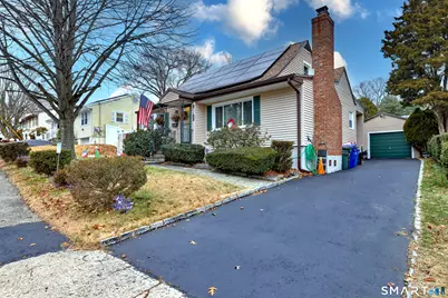 316 Goldenrod Avenue, Bridgeport, CT 06606 - Photo 3