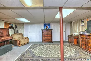 316 Goldenrod Ave, Bridgeport, CT 06606 - Photo 35