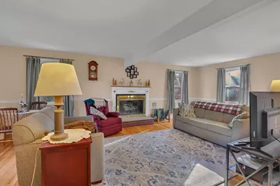 17 Flynn Lane, Middletown, CT 06457 - Photo 9