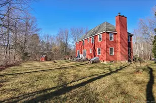 17 Flynn Ln, Middletown, CT 06457 - Photo 5