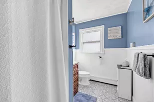 195 Meadow Park Dr, Milford, CT 06461 - Photo 17