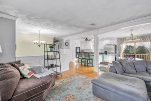 195 Meadow Park Dr, Milford, CT 06461 - Photo 7