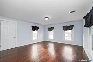 17 Windsor St, Enfield, CT 06082 - Photo 15