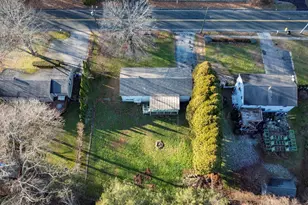 142 Starr St, Norwich, CT 06360 - Photo 7