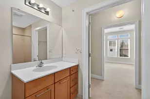 38 Hope St, East Lyme, CT 06357 - Photo 11