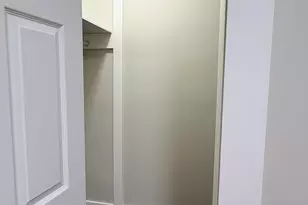 69 South St, Hartford, CT 06114 - Photo 11