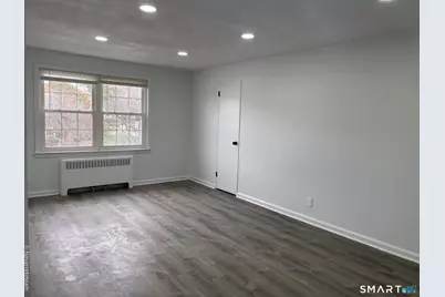 6 Revere Drive #APT 4, Stamford, CT 06902 - Photo 3