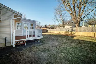 43 Contact Dr, West Haven, CT 06516 - Photo 5