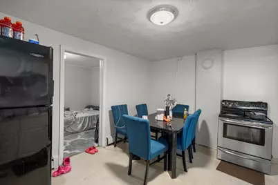 9 East Lawlor Street, New Britain, CT 06051 - Photo 17