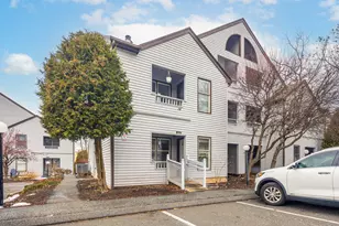 20 Raymond Pl, Danbury, CT 06810 - Photo 31