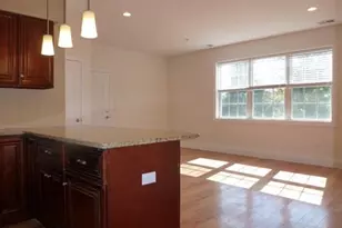 390 Boston Neck Rd, Suffield, CT 06078 - Photo 9