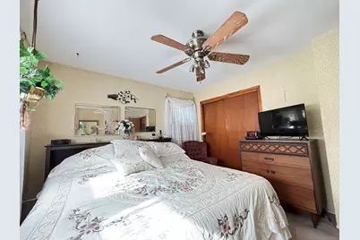 38 Arbor Avenue, Naugatuck, CT 06770 - Photo 15