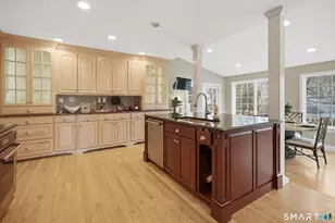 47 Hillsboro Dr, West Hartford, CT 06107 - Photo 19