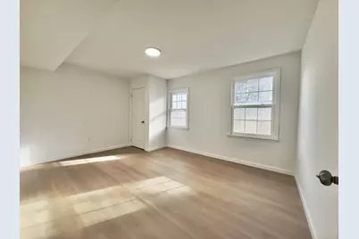 66 Mansfield Avenue, Waterbury, CT 06705 - Photo 7