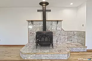 180 White Dr, Hamden, CT 06514 - Photo 9