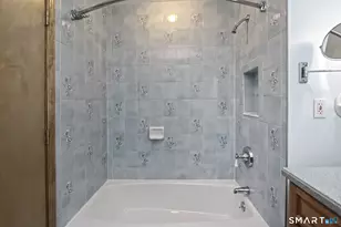 180 White Dr, Hamden, CT 06514 - Photo 31