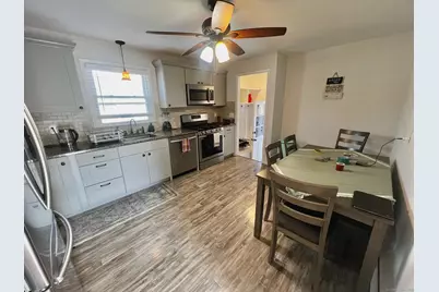 20 Glenfield Avenue, Stratford, CT 06614 - Photo 5