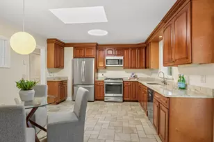 25 Riverbank Dr, Stamford, CT 06903 - Photo 9