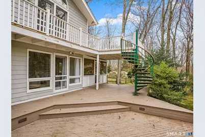 25 Riverbank Drive, Stamford, CT 06903 - Photo 33