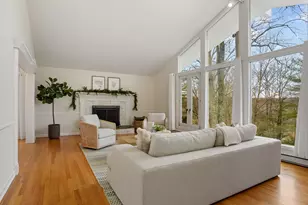 25 Riverbank Dr, Stamford, CT 06903 - Photo 5