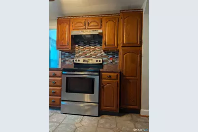 401 Frost Road, Waterbury, CT 06705 - Photo 9