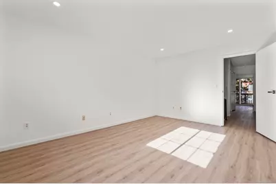 65 Patricia Road #N, Bridgeport, CT 06606 - Photo 7