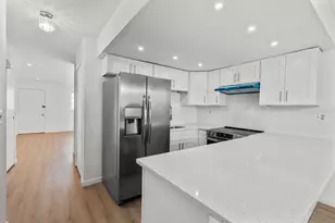 65 Patricia Rd, Bridgeport, CT 06606 - Photo 3