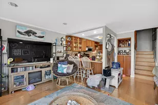 142 W Walk, West Haven, CT 06516 - Photo 9