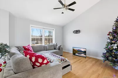 1084 East Lake Road, Montville, CT 06370 - Photo 15