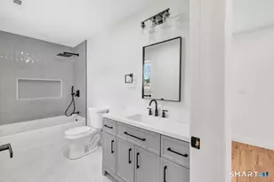 100 Tashua Rd, Trumbull, CT 06611 - Photo 21