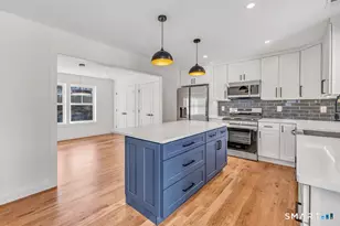 100 Tashua Rd, Trumbull, CT 06611 - Photo 11