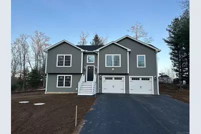 71 Donovan Drive, Thompson, CT 06262 - Photo 1