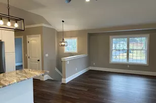 71 Donovan Dr, Thompson, CT 06262 - Photo 9