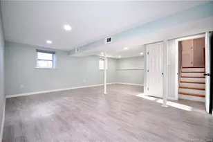 44 Simsbury Manor Dr, Simsbury, CT 06089 - Photo 33