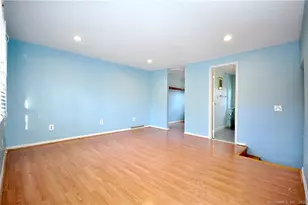 44 Simsbury Manor Dr, Simsbury, CT 06089 - Photo 23