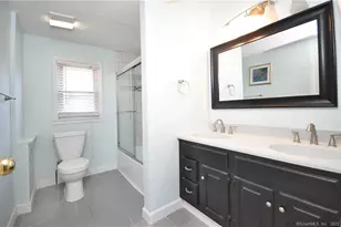 44 Simsbury Manor Dr, Simsbury, CT 06089 - Photo 31