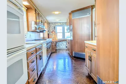 123 Grove Street, West Hartford, CT 06110 - Photo 3