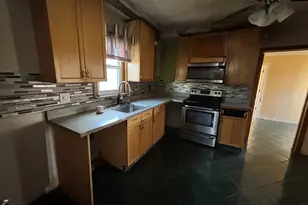 306 Homestead Ave, Waterbury, CT 06705 - Photo 9