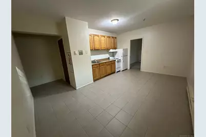 1660 East Main Street #1B, Waterbury, CT 06705 - Photo 3