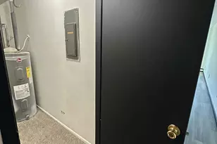 1660 E Main St, Waterbury, CT 06705 - Photo 17