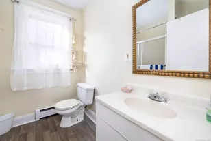 372 Pleasant St, Windham, CT 06226 - Photo 29