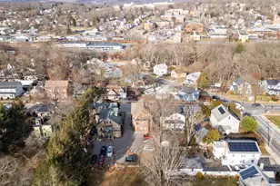 372 Pleasant St, Windham, CT 06226 - Photo 9