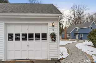 7 Tamarack Ln, Simsbury, CT 06070 - Photo 33