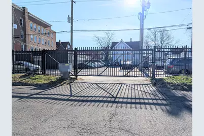 1071 East Main Street, Bridgeport, CT 06608 - Photo 5