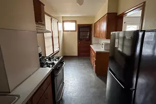 126 Tremont St, Ansonia, CT 06401 - Photo 7